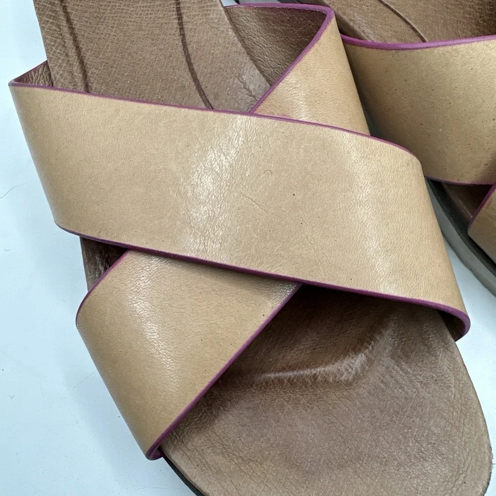 UGG Sandals Womens 8.5 Crisscross Slide Flats‎ Comfort 1016191 Brown Slip On